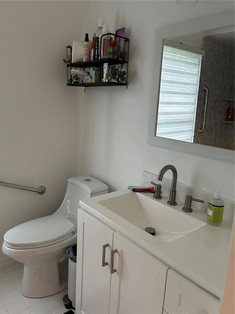 MENS SINK