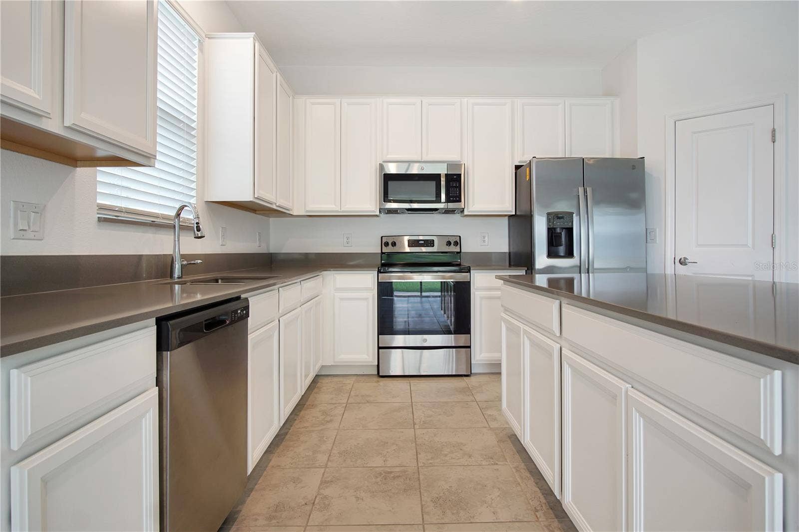 786 CITRUS RESERVE BOULEVARD, Davenport, FL 33837