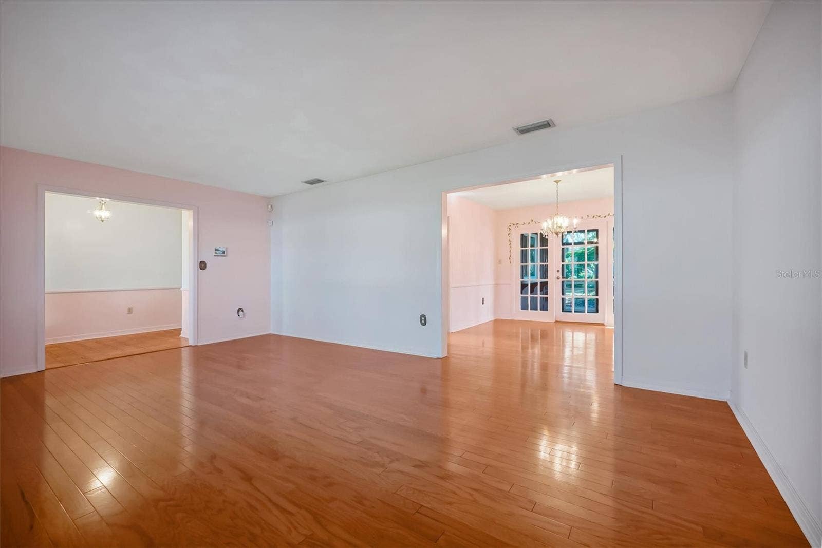 1400 AVENUE D NE, Winter Haven, FL 33881 1400 AVENUE D NE, Winter Haven, FL 33881