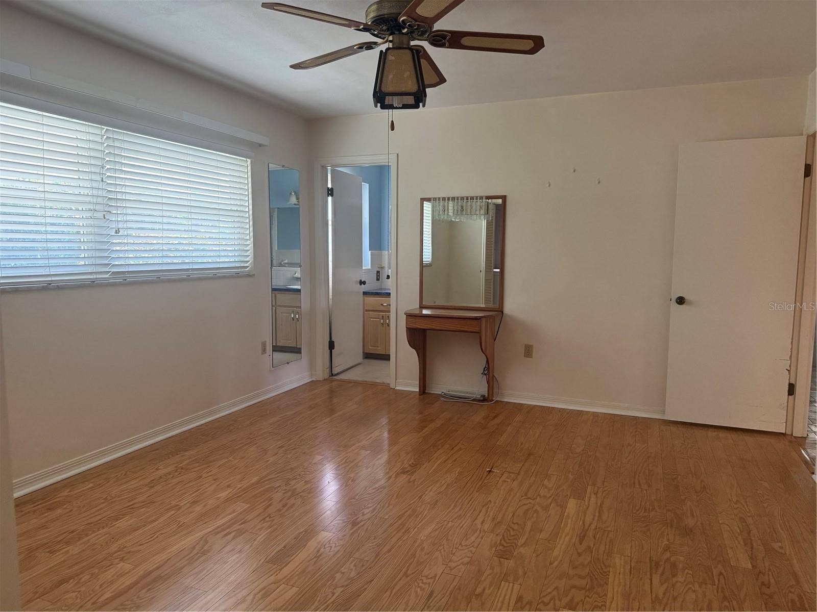 1400 AVENUE D NE, Winter Haven, FL 33881 1400 AVENUE D NE, Winter Haven, FL 33881
