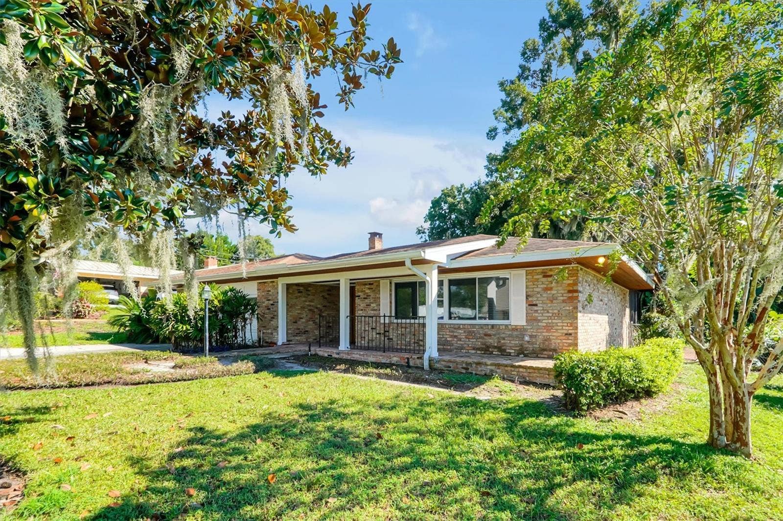 1400 AVENUE D NE, Winter Haven, FL 33881 1400 AVENUE D NE, Winter Haven, FL 33881