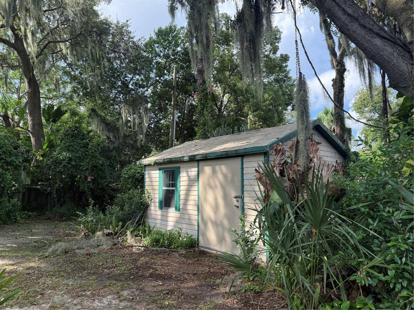 1400 AVENUE D NE, Winter Haven, FL 33881 1400 AVENUE D NE, Winter Haven, FL 33881