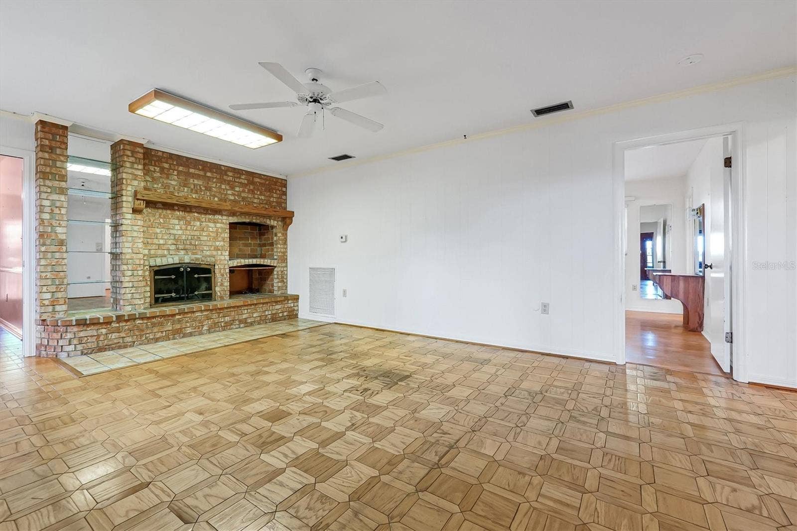 1400 AVENUE D NE, Winter Haven, FL 33881 1400 AVENUE D NE, Winter Haven, FL 33881