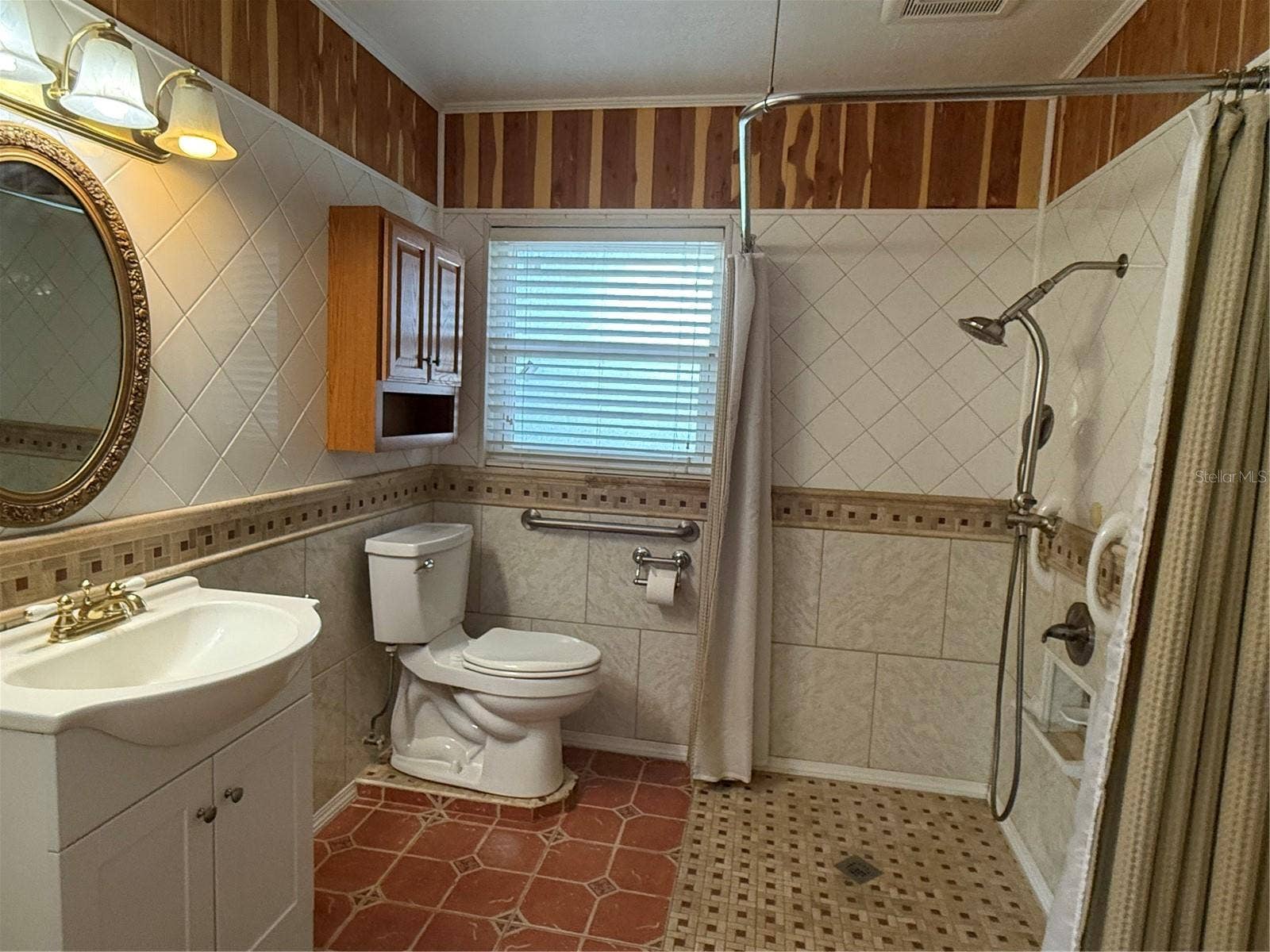 1400 AVENUE D NE, Winter Haven, FL 33881 1400 AVENUE D NE, Winter Haven, FL 33881