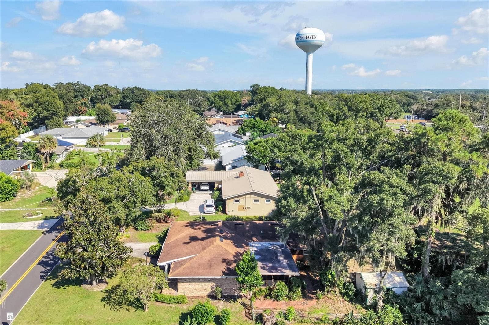 1400 AVENUE D NE, Winter Haven, FL 33881 1400 AVENUE D NE, Winter Haven, FL 33881