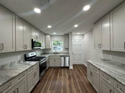 100 EL CAMINO DR, #104, Winter Haven, FL 33884 Kitchen