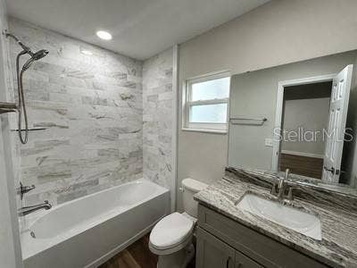 100 EL CAMINO DR, #104, Winter Haven, FL 33884 2nd bath