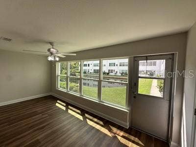 100 EL CAMINO DR, #104, Winter Haven, FL 33884 Florida room