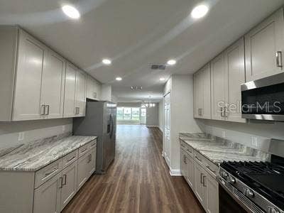 100 EL CAMINO DR, #104, Winter Haven, FL 33884 Kitchen