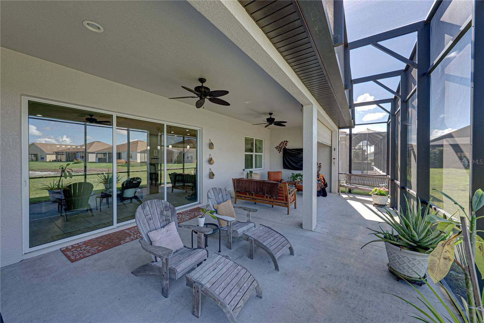 6125 PEBBLE BEACH BOULEVARD, Winter Haven, FL 33884 Extended, screened veranda