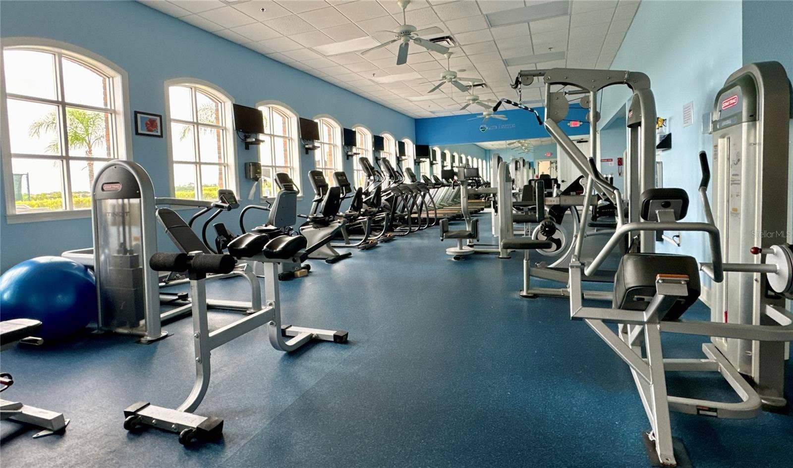 6125 PEBBLE BEACH BOULEVARD, Winter Haven, FL 33884 HFC exercise room