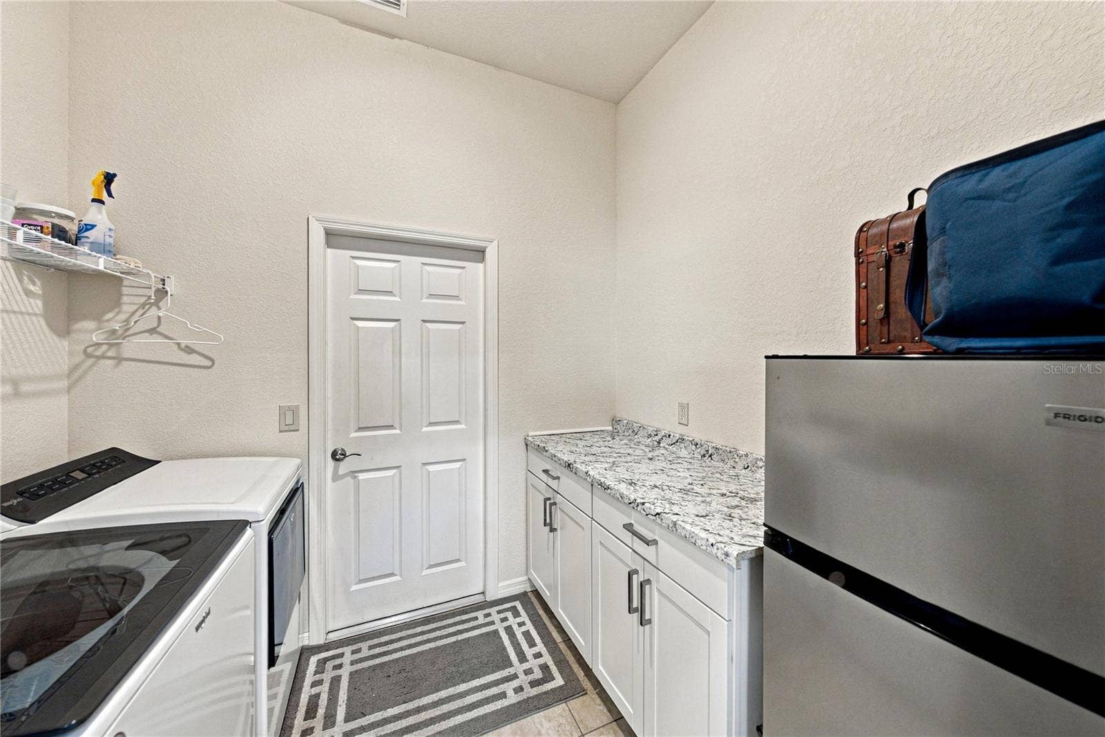 6125 PEBBLE BEACH BOULEVARD, Winter Haven, FL 33884 Laundry room