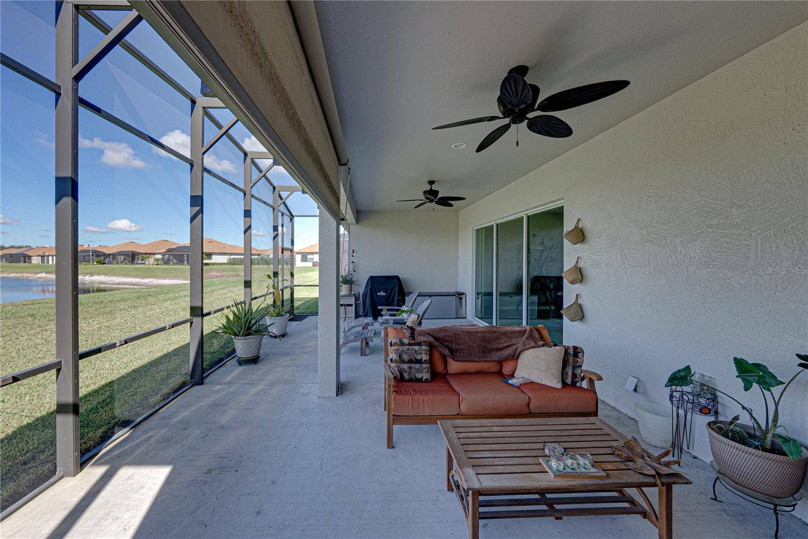 6125 PEBBLE BEACH BOULEVARD, Winter Haven, FL 33884 Extended, screened veranda
