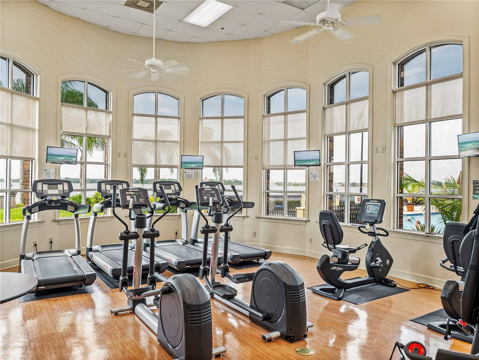 6125 PEBBLE BEACH BOULEVARD, Winter Haven, FL 33884 Clubhouse workout room