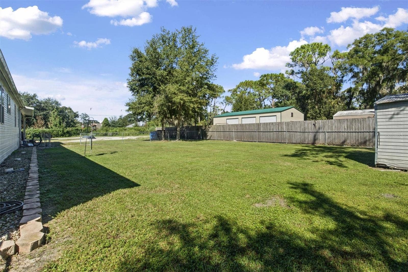 2125 MYRTLE ROAD, Lakeland, FL 33810 2125 MYRTLE ROAD, Lakeland, FL 33810