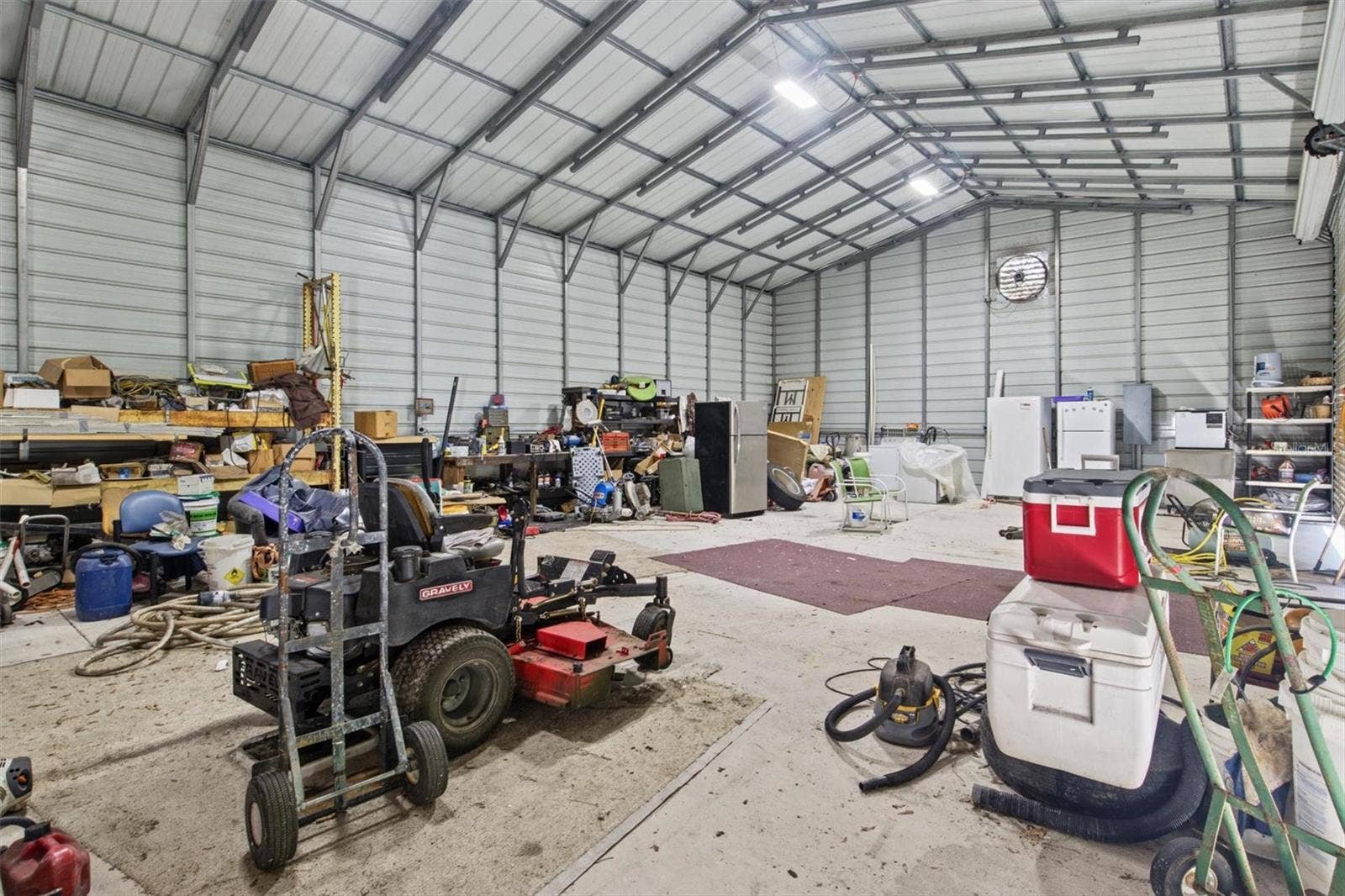 2125 MYRTLE ROAD, Lakeland, FL 33810 2125 MYRTLE ROAD, Lakeland, FL 33810