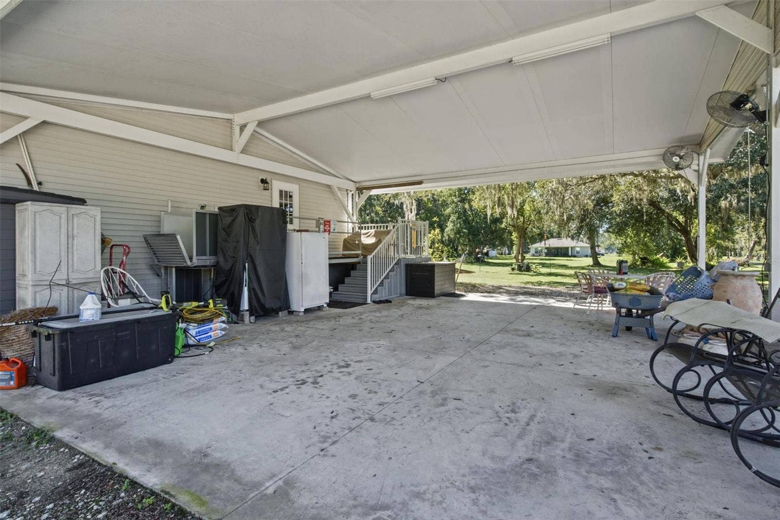 2125 MYRTLE ROAD, Lakeland, FL 33810 2125 MYRTLE ROAD, Lakeland, FL 33810