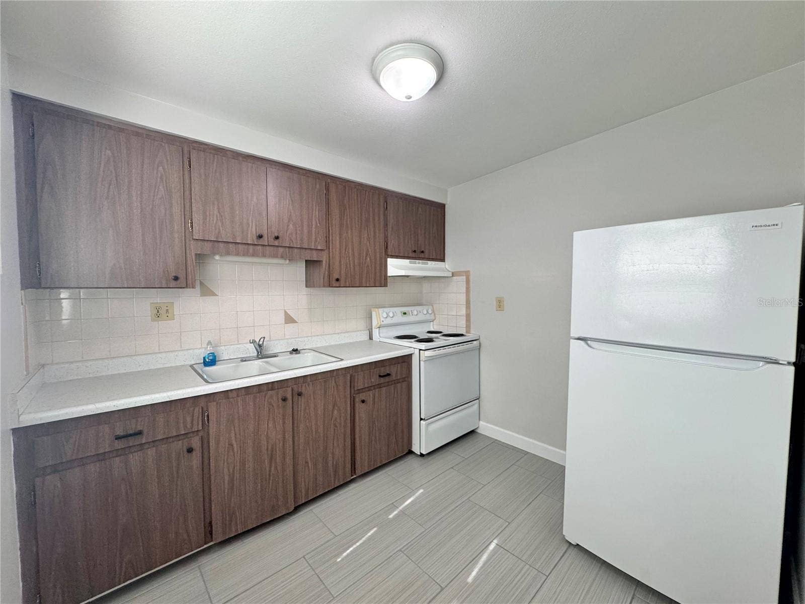 2680 TRINITY CIRCLE NW, #C, Winter Haven, FL 33881 2680 TRINITY CIRCLE NW, #C, Winter Haven, FL 33881