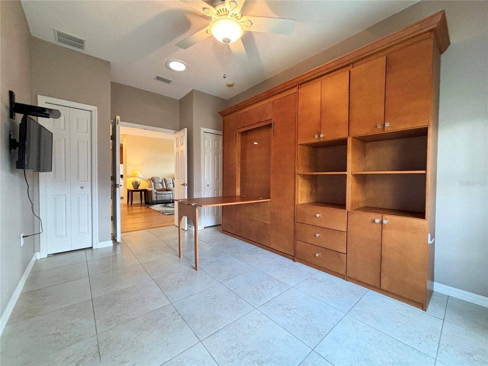 5385 HOGAN LANE, Winter Haven, FL 33884 Desk Option on Wall Unit in the Den