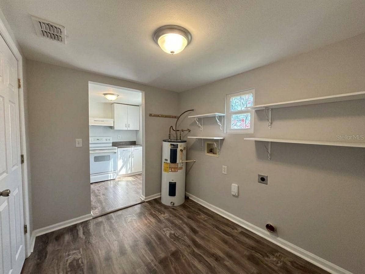 2505 GOLFVIEW STREET, Lakeland, FL 33801 2505 GOLFVIEW STREET, Lakeland, FL 33801