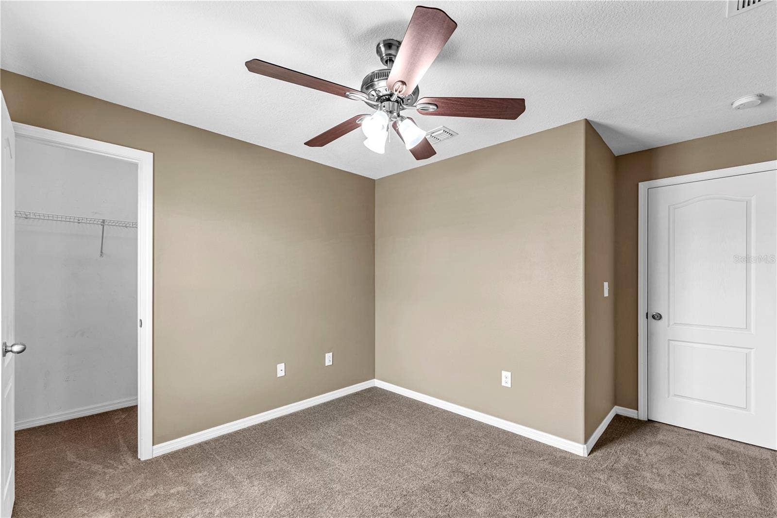 4019 WINDING VINE DRIVE, Lakeland, FL 33812 4019 WINDING VINE DRIVE, Lakeland, FL 33812