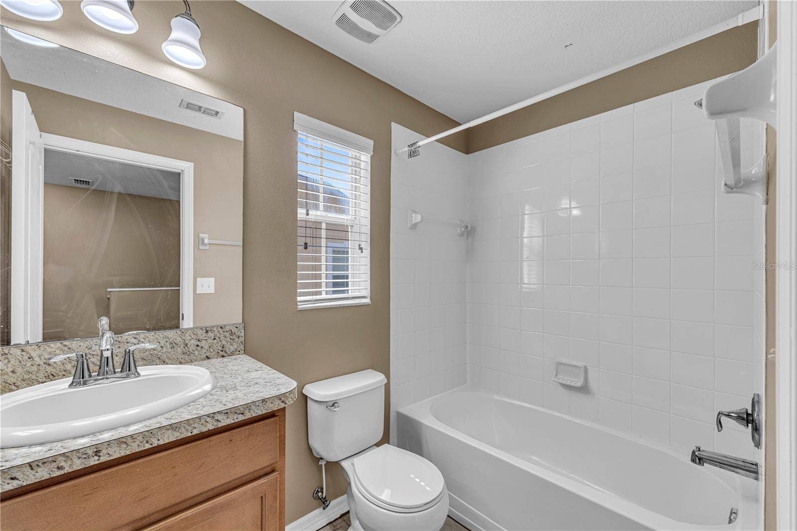 4019 WINDING VINE DRIVE, Lakeland, FL 33812 4019 WINDING VINE DRIVE, Lakeland, FL 33812