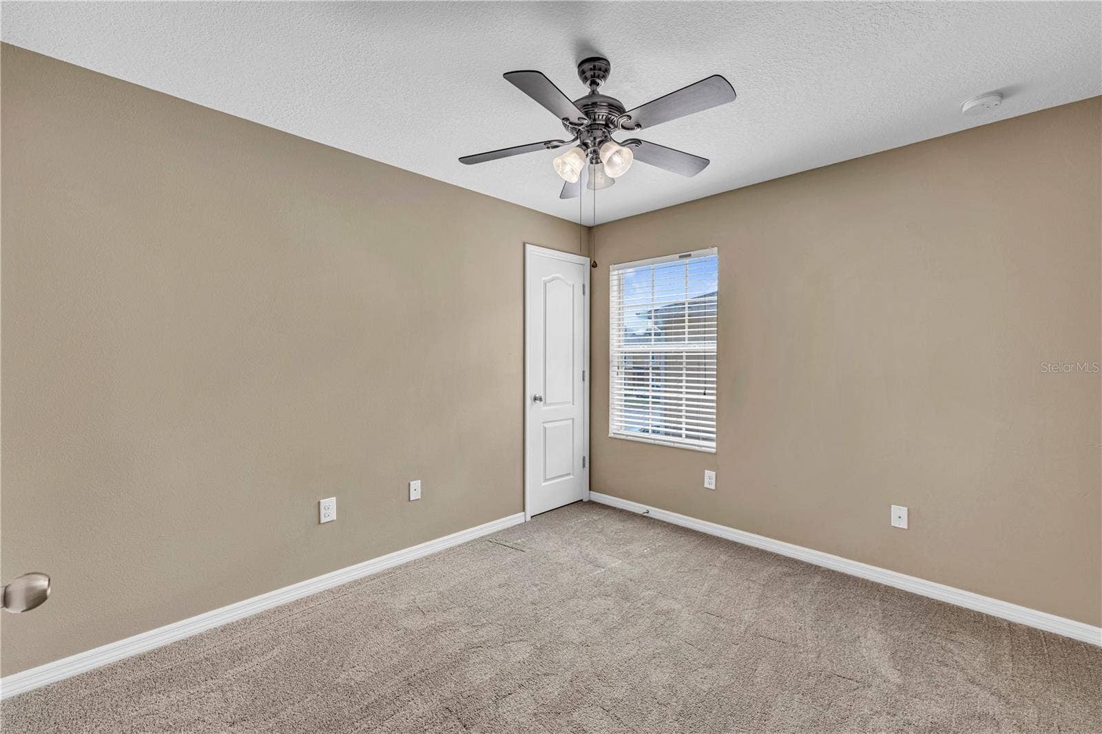 4019 WINDING VINE DRIVE, Lakeland, FL 33812 4019 WINDING VINE DRIVE, Lakeland, FL 33812