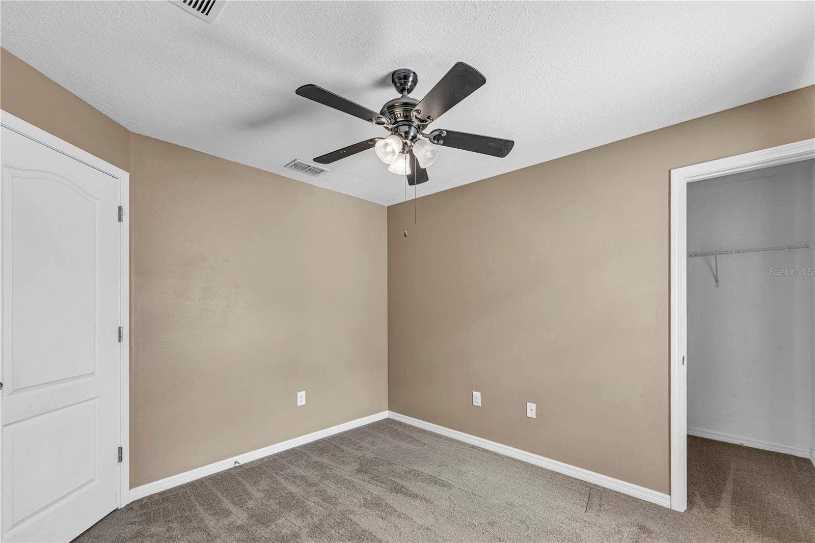 4019 WINDING VINE DRIVE, Lakeland, FL 33812 4019 WINDING VINE DRIVE, Lakeland, FL 33812