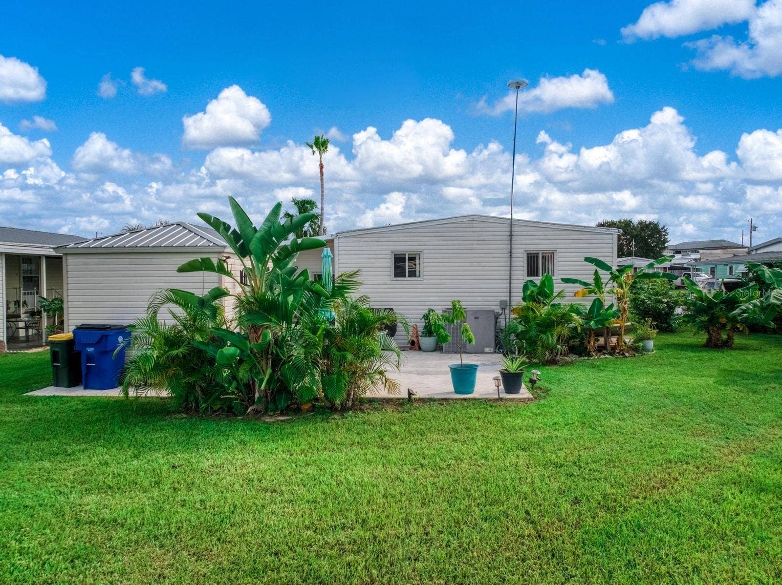 2024 E ROBIN AVENUE, Sebring, FL 33870