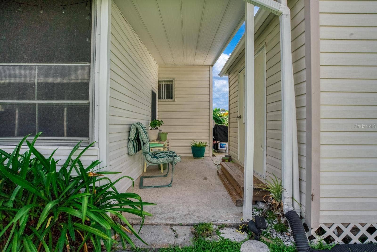 2024 E ROBIN AVENUE, Sebring, FL 33870
