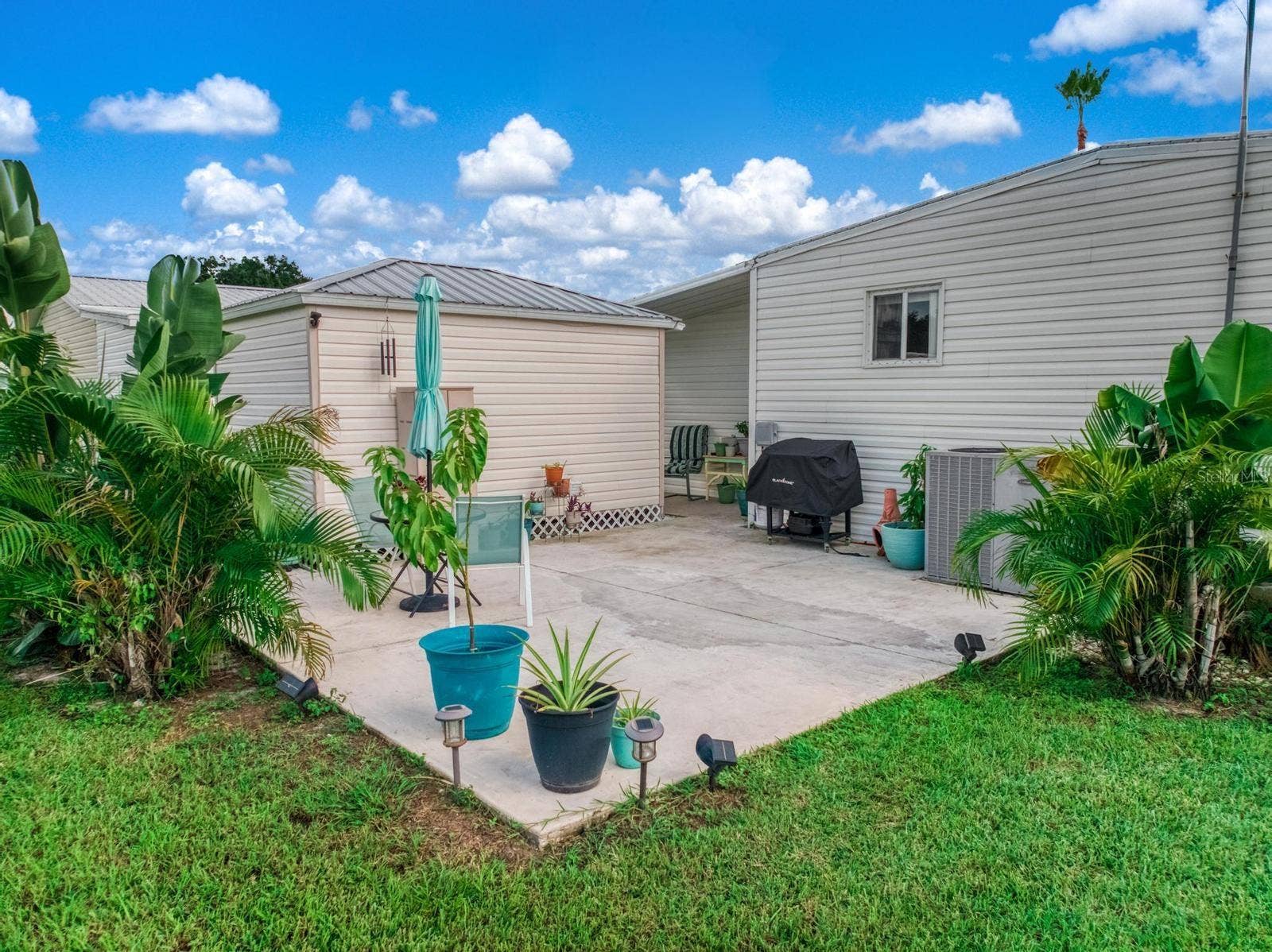 2024 E ROBIN AVENUE, Sebring, FL 33870