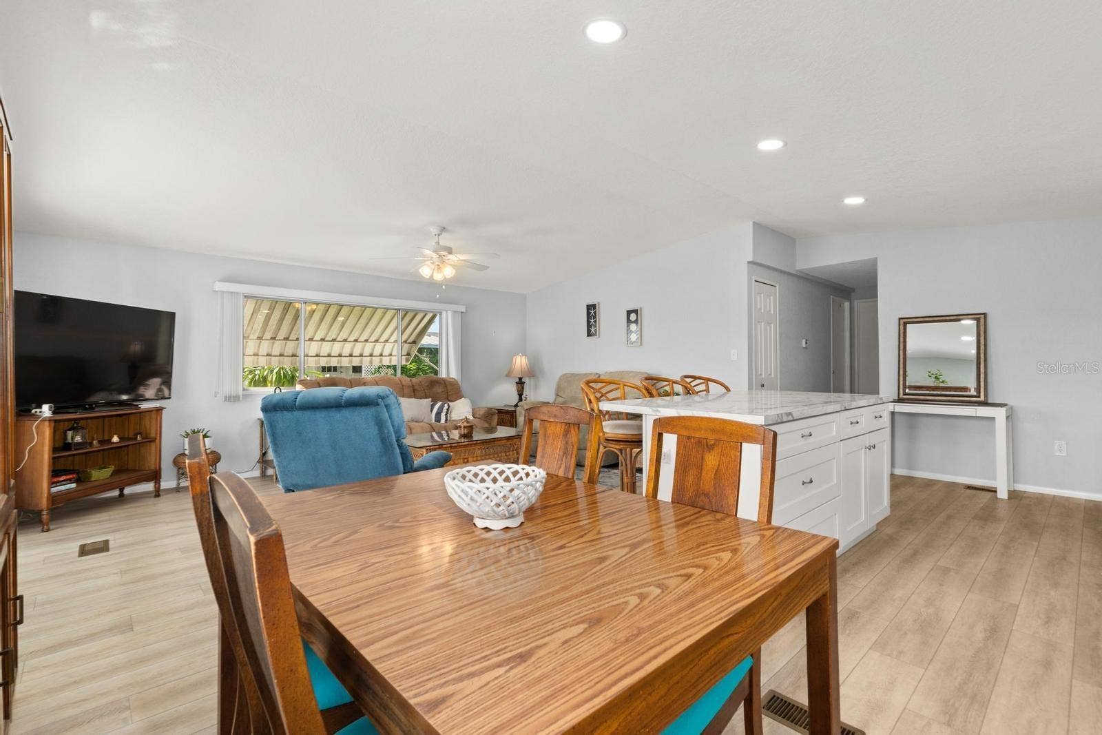 2024 E ROBIN AVENUE, Sebring, FL 33870