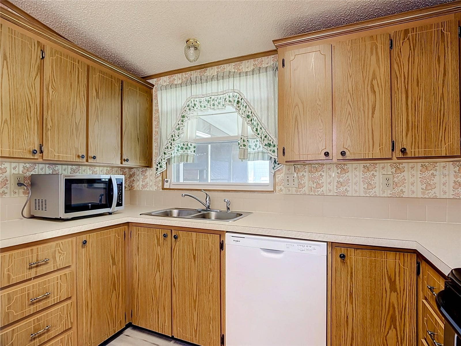 4242 ORCHID BOULEVARD, Lake Wales, FL 33898