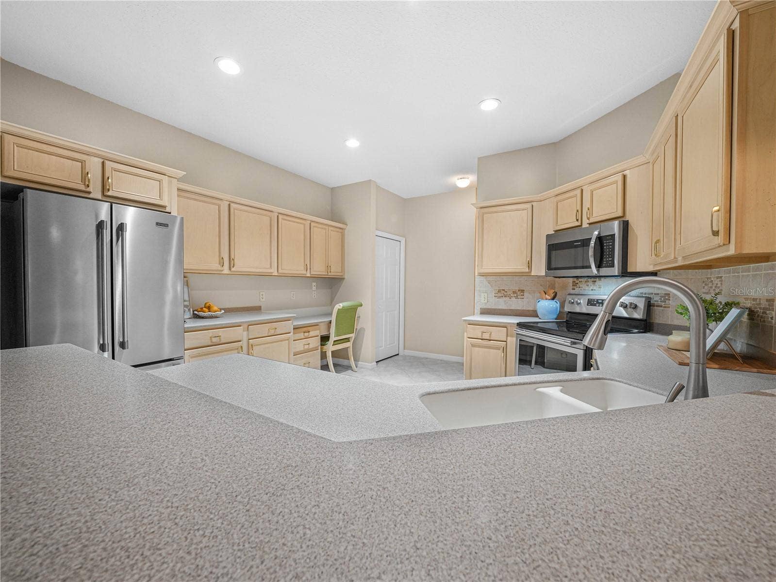 4299 ASHTON CLUB DRIVE, Lake Wales, FL 33859 Kitchen with Stainless Steel Appliances (2021)