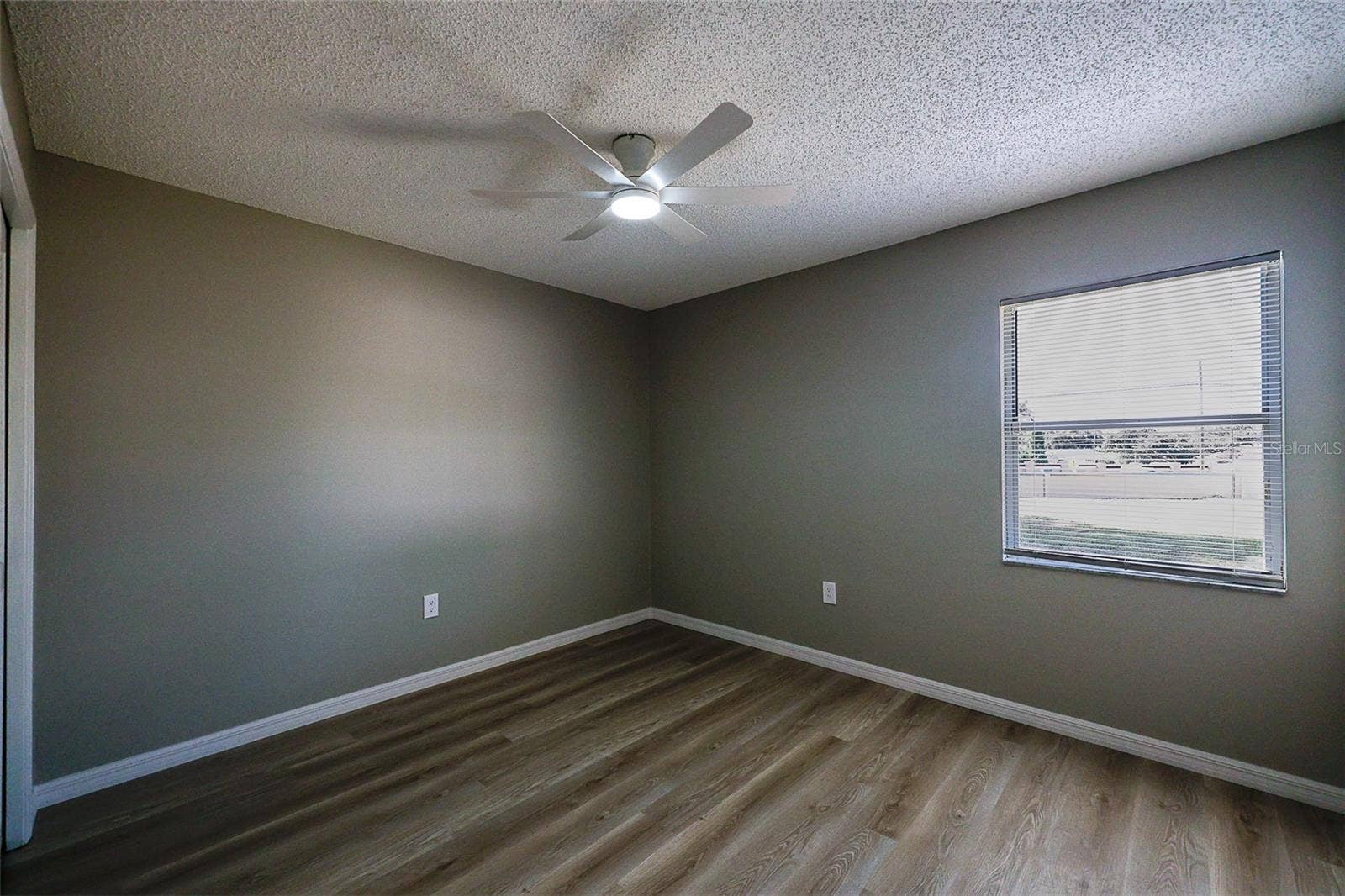 5351 ST LUCIA DRIVE, Lakeland, FL 33812 5351 ST LUCIA DRIVE, Lakeland, FL 33812