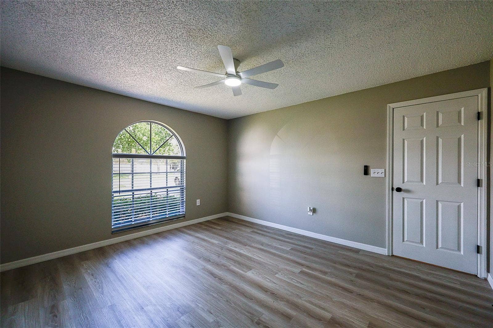 5351 ST LUCIA DRIVE, Lakeland, FL 33812 5351 ST LUCIA DRIVE, Lakeland, FL 33812