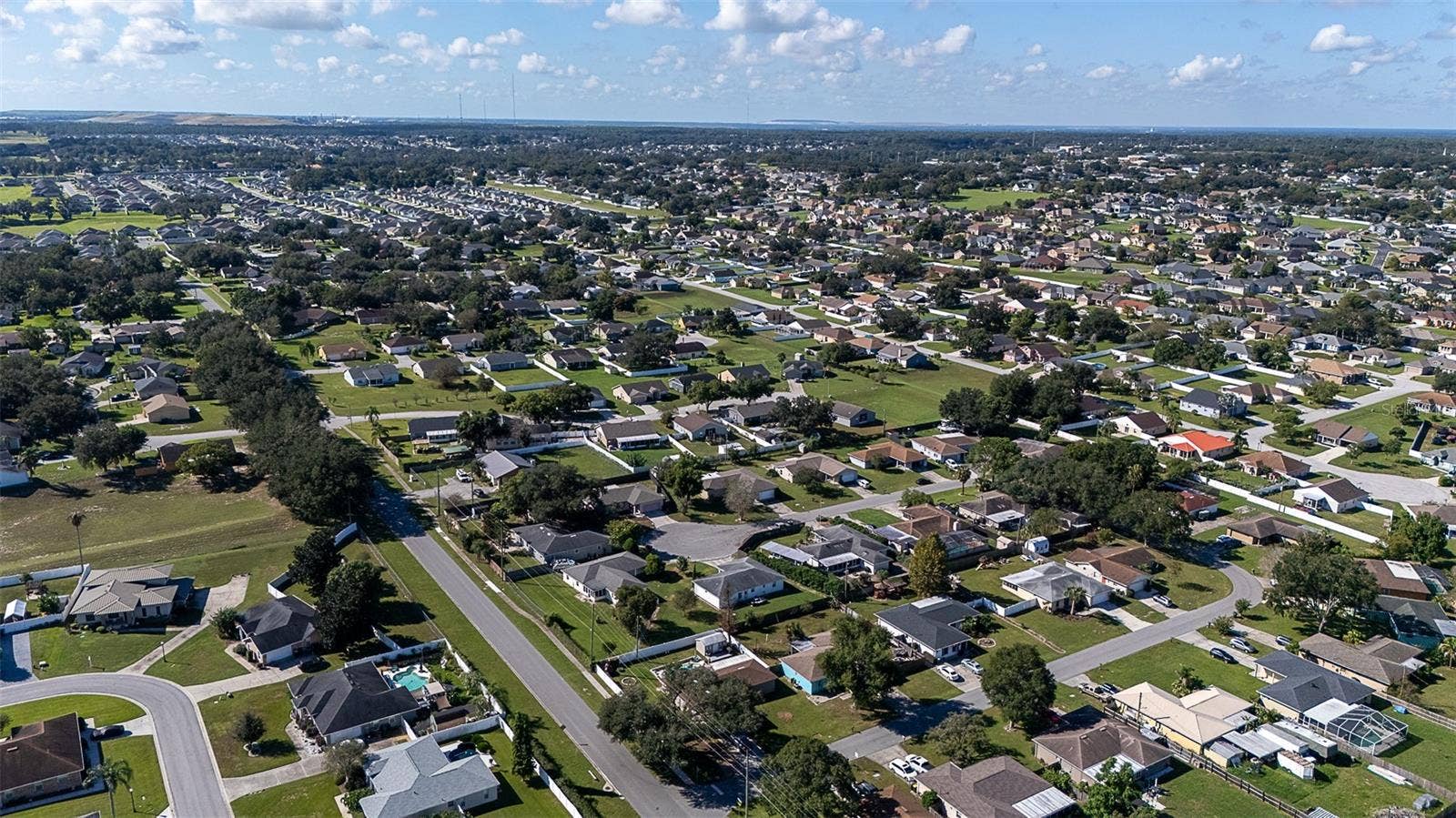 5351 ST LUCIA DRIVE, Lakeland, FL 33812 5351 ST LUCIA DRIVE, Lakeland, FL 33812