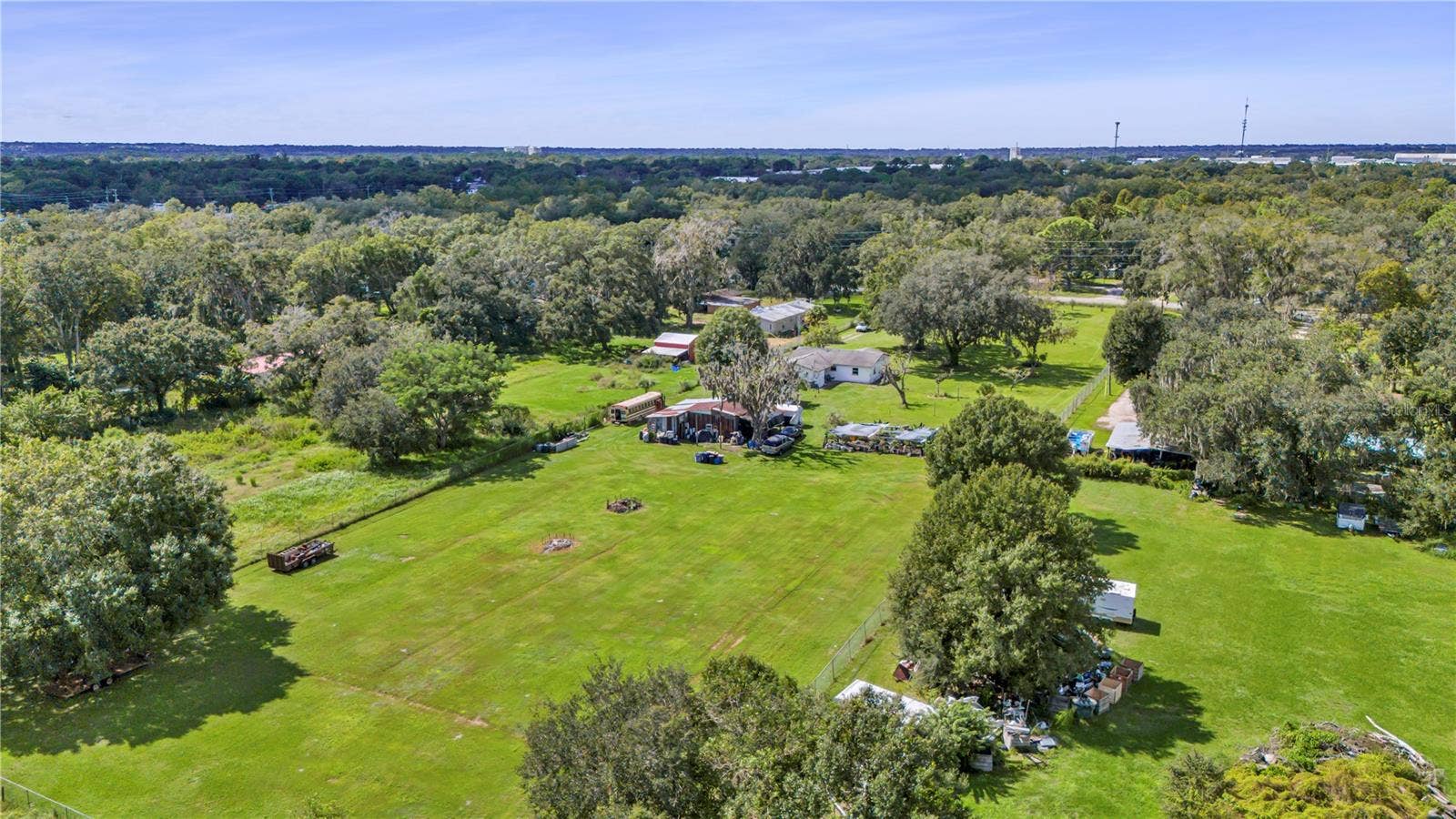 2510 REYNOLDS ROAD, Lakeland, FL 33801 2510 REYNOLDS ROAD, Lakeland, FL 33801