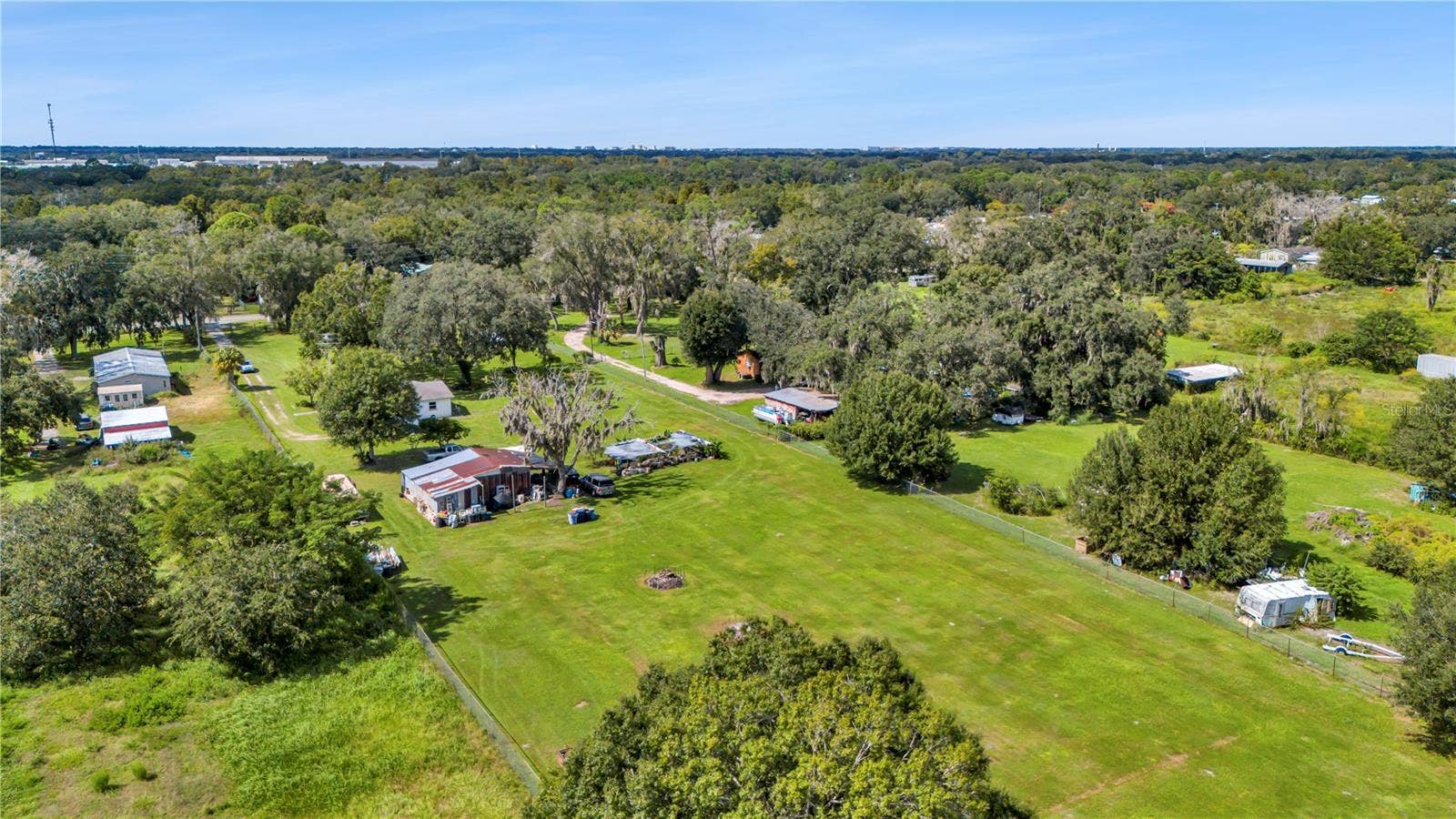 2510 REYNOLDS ROAD, Lakeland, FL 33801 2510 REYNOLDS ROAD, Lakeland, FL 33801