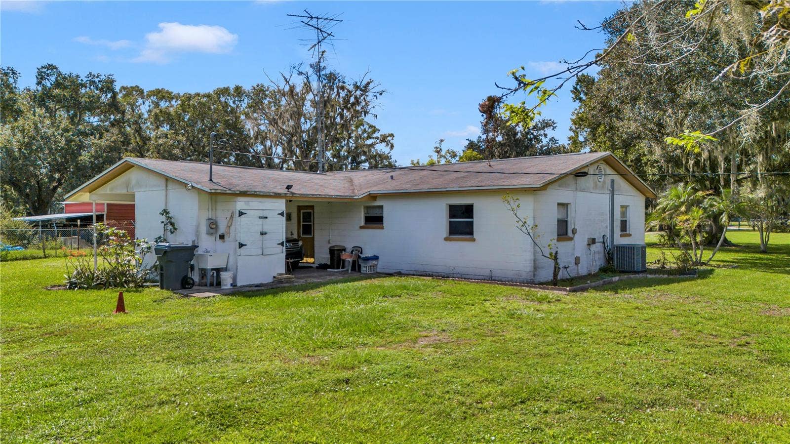 2510 REYNOLDS ROAD, Lakeland, FL 33801 2510 REYNOLDS ROAD, Lakeland, FL 33801