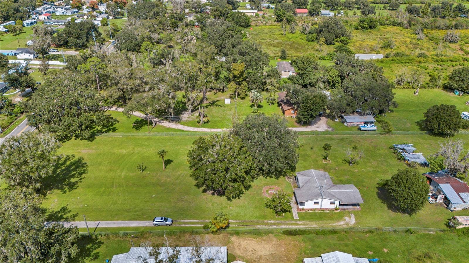 2510 REYNOLDS ROAD, Lakeland, FL 33801 2510 REYNOLDS ROAD, Lakeland, FL 33801