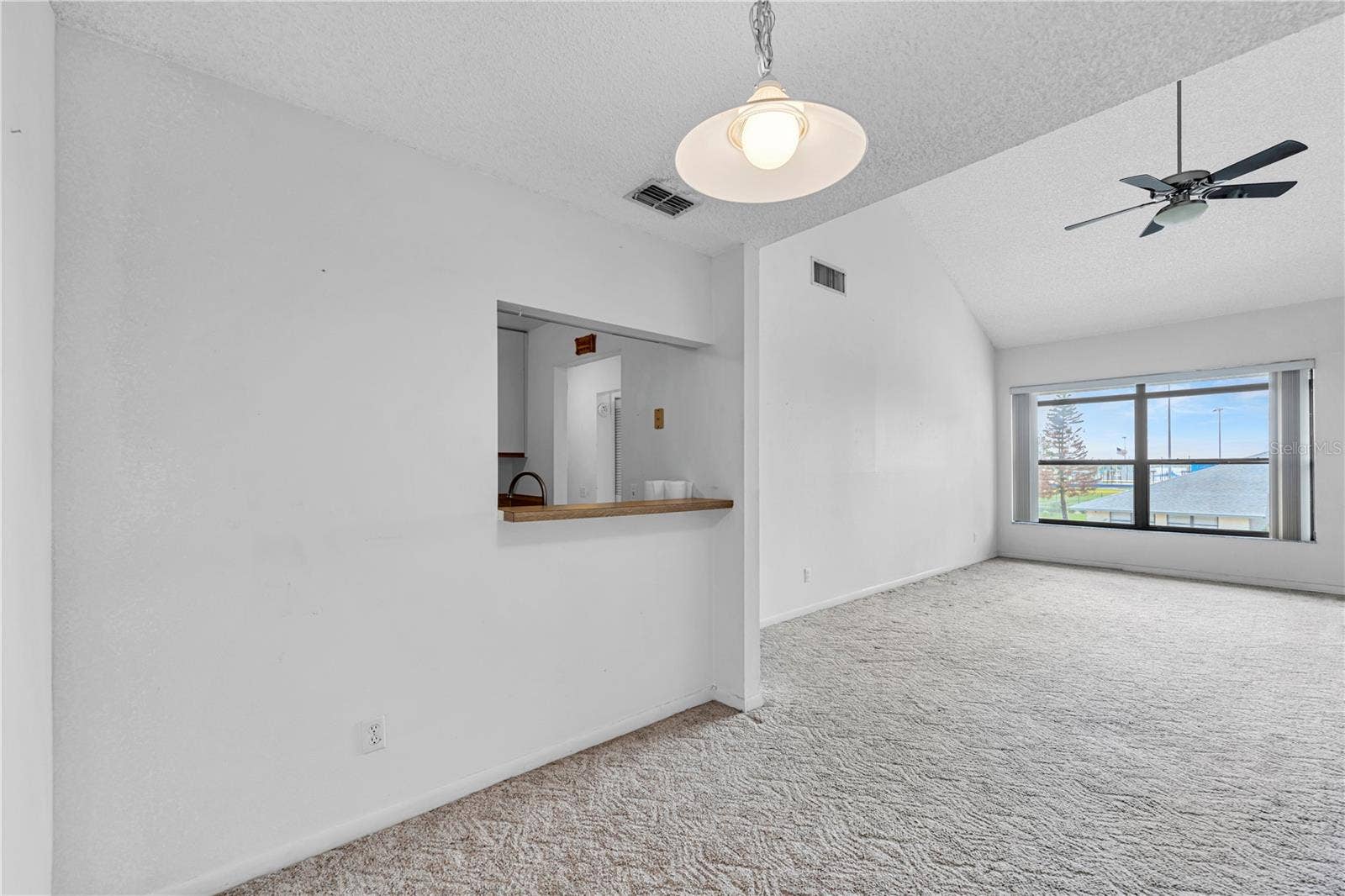 2050 SAN MARCOS DRIVE SE, #211, Winter Haven, FL 33880 2050 SAN MARCOS DRIVE SE, #211, Winter Haven, FL 33880