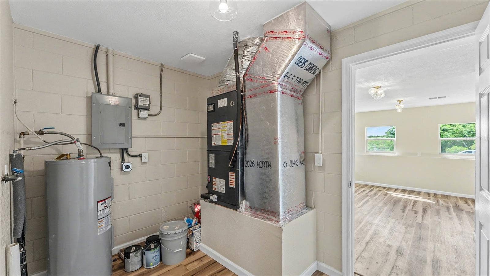 152 HATCHINEHA ROAD, Haines City, FL 33844 Laundry