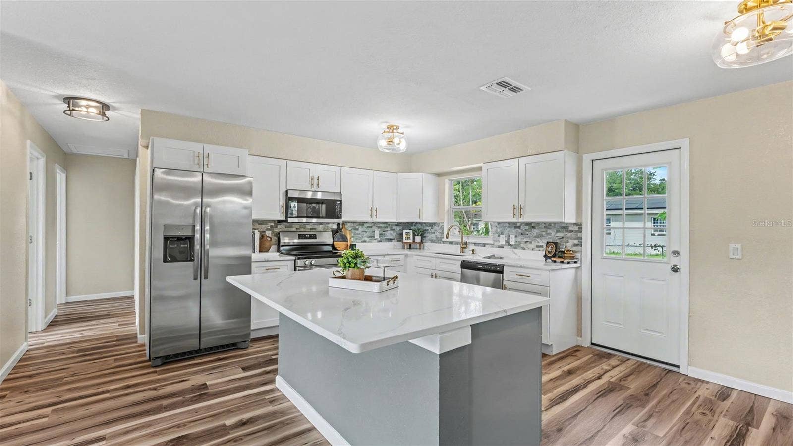 152 HATCHINEHA ROAD, Haines City, FL 33844 kitchen