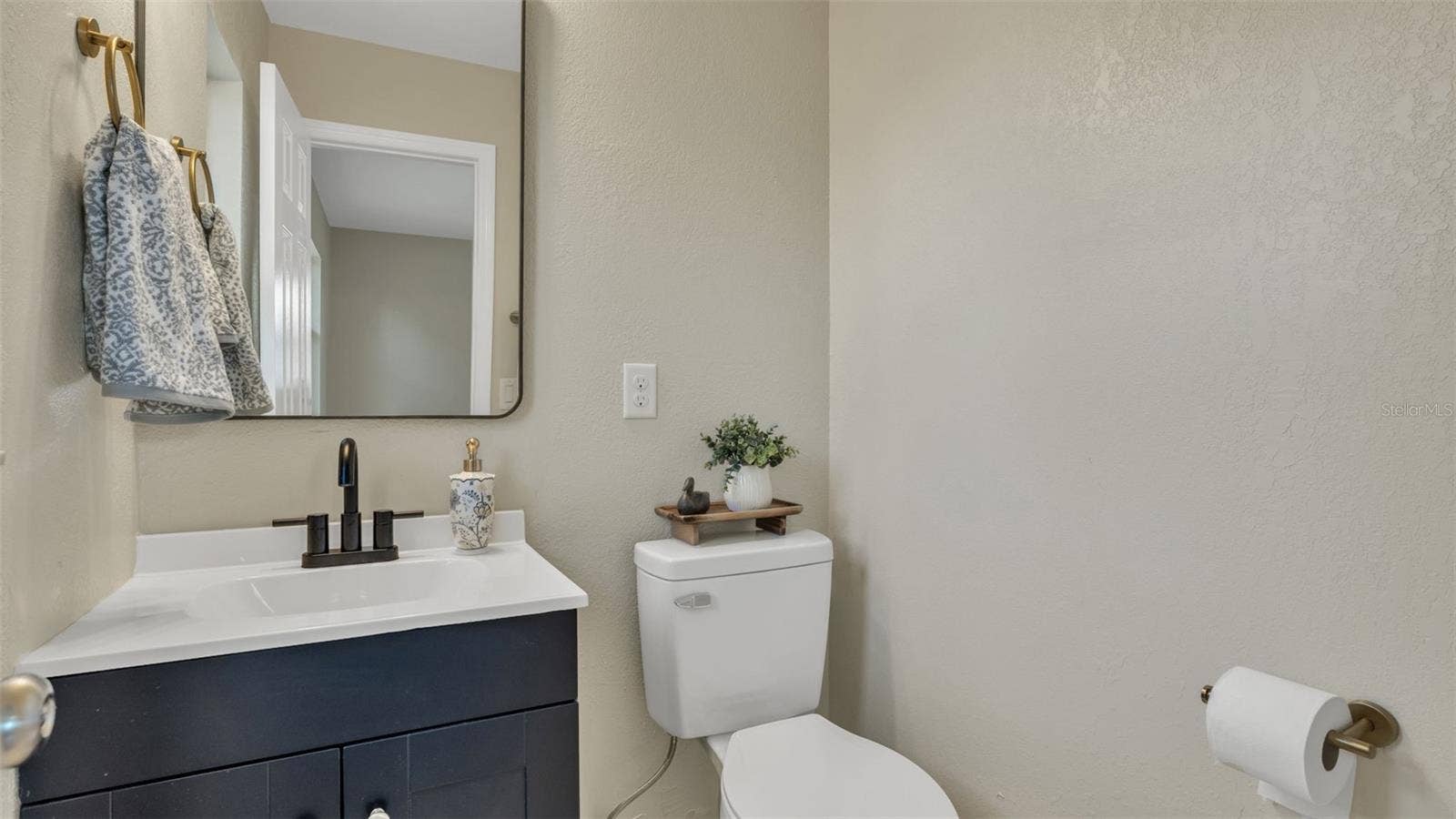 152 HATCHINEHA ROAD, Haines City, FL 33844 Bathroom 2