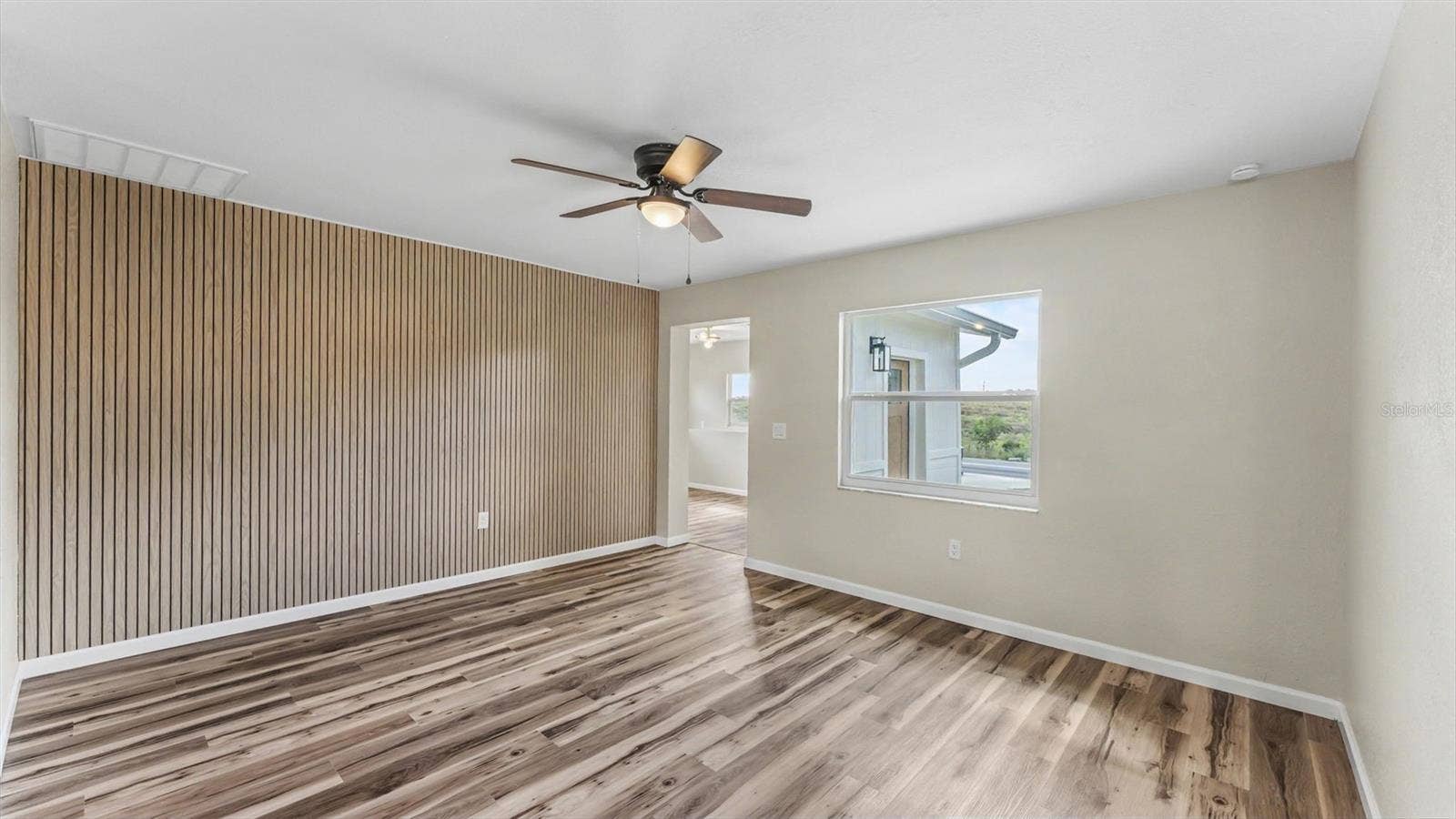 152 HATCHINEHA ROAD, Haines City, FL 33844 Living Room