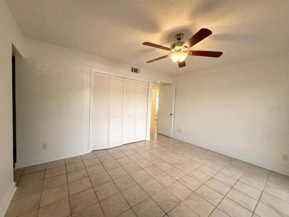 1130 N LAKE PARKER AVENUE, #B112, Lakeland, FL 33805 1130 N LAKE PARKER AVENUE, #B112, Lakeland, FL 33805