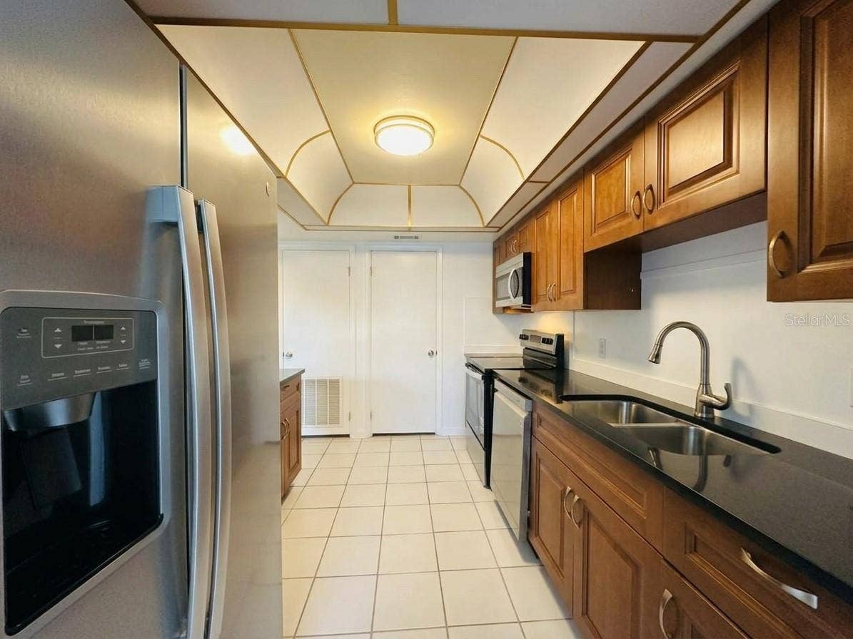 1130 N LAKE PARKER AVENUE, #B112, Lakeland, FL 33805 1130 N LAKE PARKER AVENUE, #B112, Lakeland, FL 33805