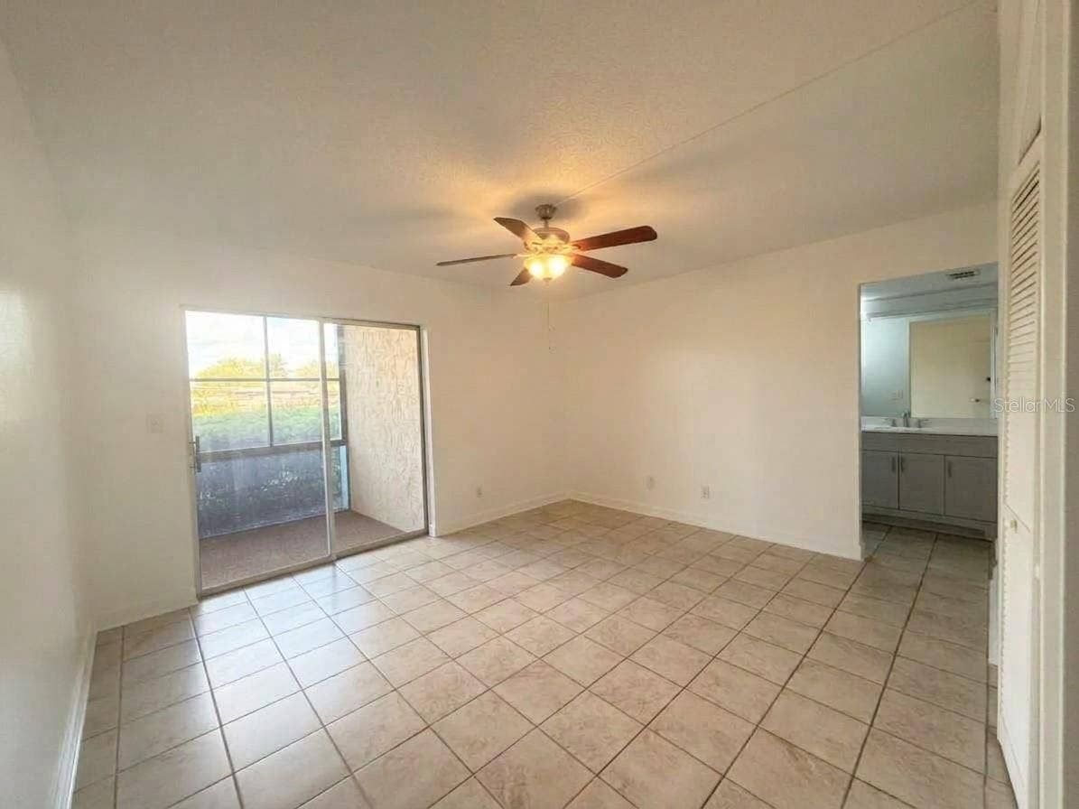 1130 N LAKE PARKER AVENUE, #B112, Lakeland, FL 33805 1130 N LAKE PARKER AVENUE, #B112, Lakeland, FL 33805
