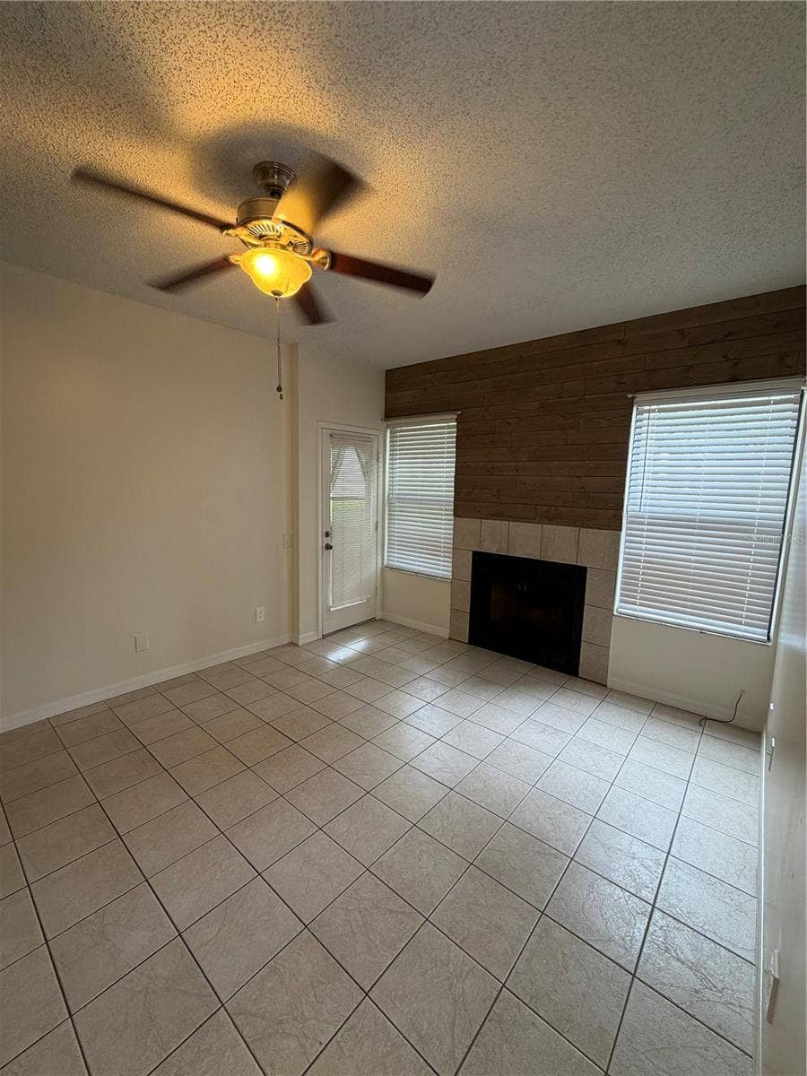 2050 SAN MARCOS DRIVE SE, #112, Winter Haven, FL 33880 2050 SAN MARCOS DRIVE SE, #112, Winter Haven, FL 33880